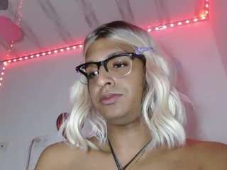 emilyadams6 live webcam show