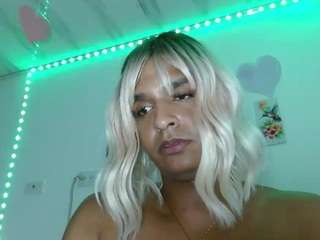 emilyadams6 live webcam show