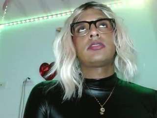 Emilyadams6's cam show statistics and live stream