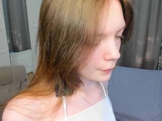 IsauraBrassil live webcam show