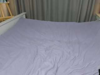 Live cam show with IsauraBrassil