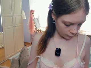 IsauraBrassil live cam preview