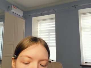 IsauraBrassil live cam preview