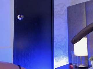 lakshmi77 live webcam show