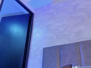 lakshmi77 live webcam show
