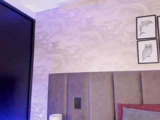 lakshmi77's live room