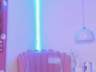 Lola-26 live webcam show