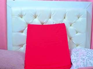 Live cam show with malia-fooxx