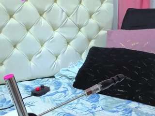 malia-fooxx live webcam show