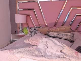 maywestt live webcam show