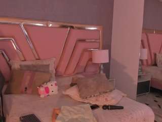 maywestt Live Webcam on CamSoda
