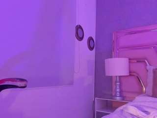 maywestt live cam preview