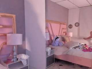 maywestt live cam preview