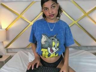 MichelLebronX live webcam show