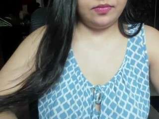ruhi-cute Live Webcam on CamSoda
