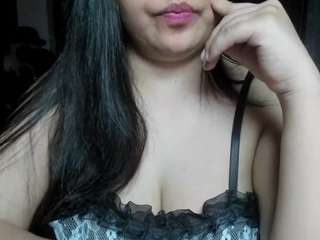 ruhi-cute Live Webcam on CamSoda
