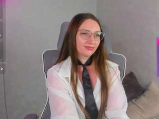 alexa-carter