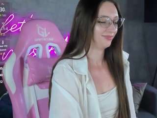 alexa-carter
