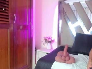 casey-lorens's live room