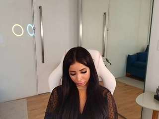 courtneyy-hill