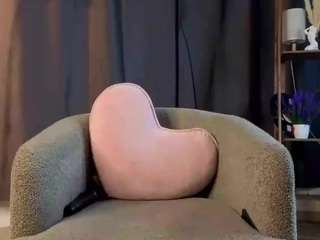 Agnes live webcam show