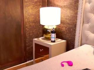 kiara-layla Sex Cam Show