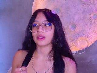 kiara-layla live cam preview