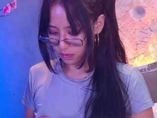 kiara-layla live cam preview