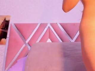 Live cam show with laila-sumeru
