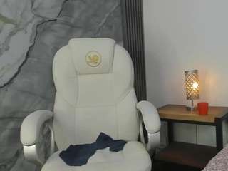 Laurent-Moore live cam