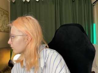 lilyspark Live Webcam on CamSoda