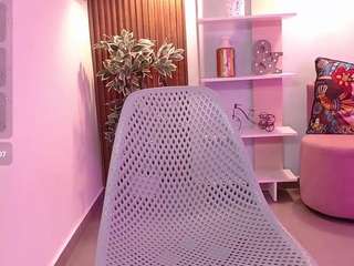 lucy-greey live webcam show