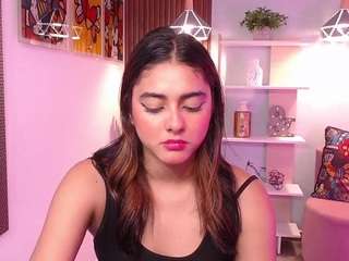 lucy-greey live profile