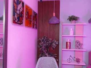 lucy-greey live webcam show