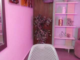 Lucy-Greey live webcam show