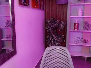 Lucy-Greey live webcam show