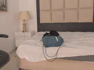 ravendarkk webcam model