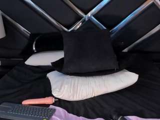 ravendarkk live webcam show