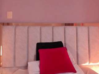 anniebluee Live Webcam on CamSoda
