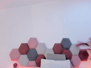 AnnieBluee