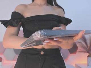 AnnieBluee