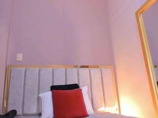 lilaroos Live Webcam on CamSoda