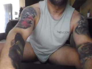 Model_Men