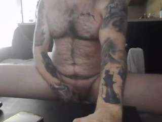 Model_Men