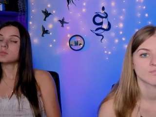 prettyamyy live cam preview