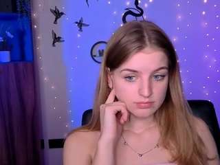 prettyamyy live cam preview