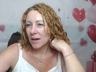 taylortravis Live Webcam on CamSoda
