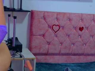 Velinahoney live webcam show
