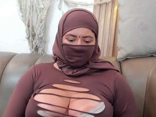 yasmin-dina