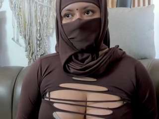 yasmin-dina